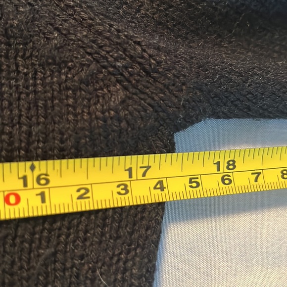 Cat Christmas Sweater - Picture 4 of 7